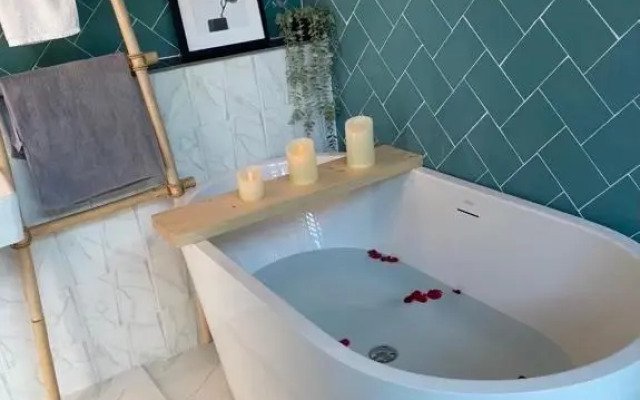 adoor hotel khao yai