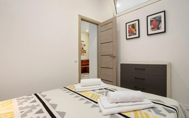 Sea of apartments on Flower Street