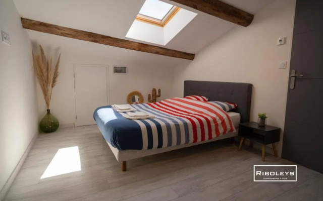 Sublime Loft de 130m² calme à Vias-Village