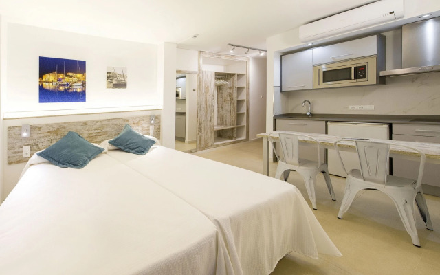 Playa Bella Beach Apartments