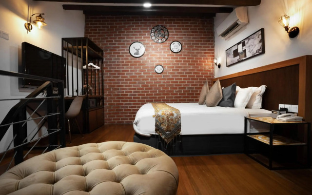 Reunion Heritage House