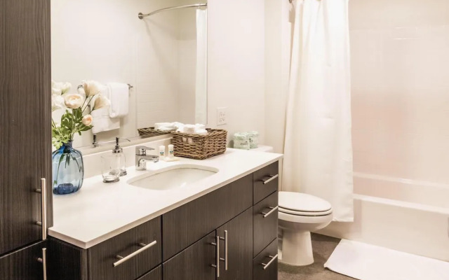 Pelicanstay in Pioneer Square