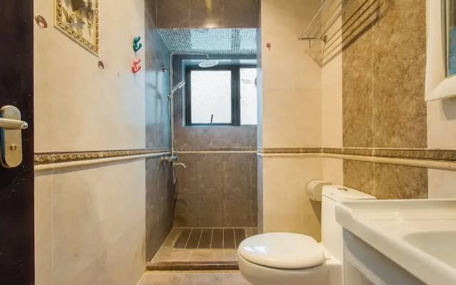 Locals Boutique Apartment Huafa No.11