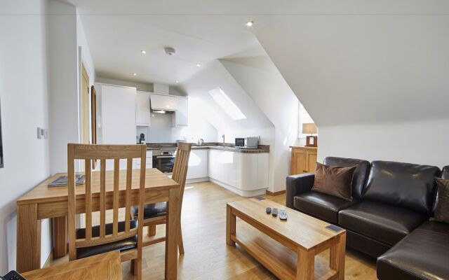 28 Castle Crescent By Esa