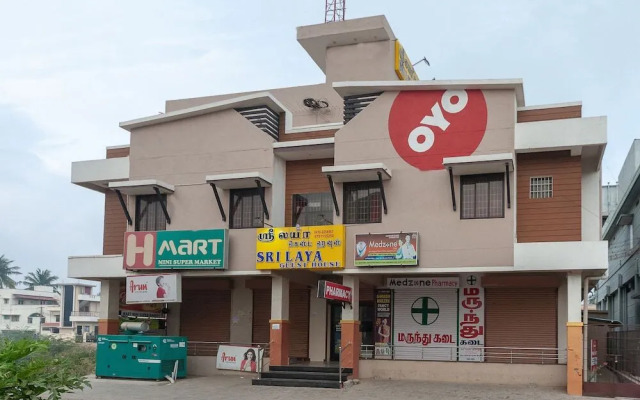 Sri Laya Guest House by OYO Rooms