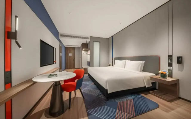 Holiday Inn Express Shenzhen Futian Center by IHG