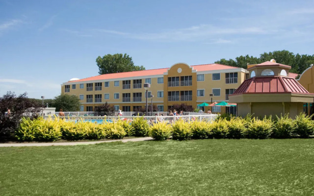 Cedar Point's Sandcastle Suites