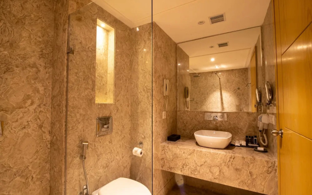 The Pristine Hotel Kanpur