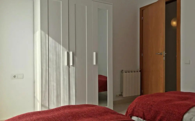 Big Family 3 Bedroom Apartment - RNU 65075