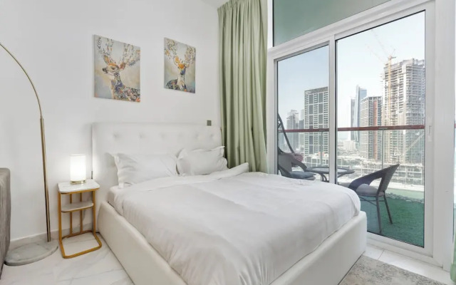 Studio with Canal Views by Bespoke