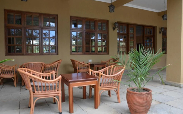 Chambai Safari Hotel