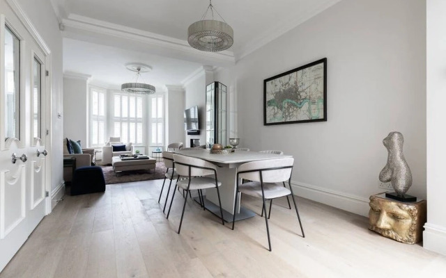 Fentiman Road II by Onefinestay