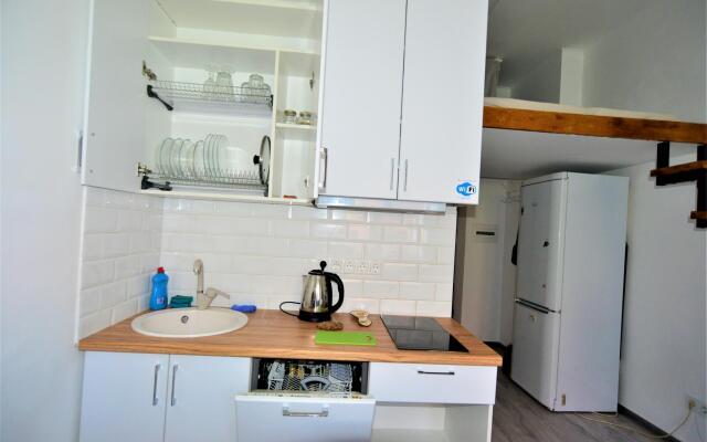 BestFlat24 on 10k5 Gostinichnaya Street