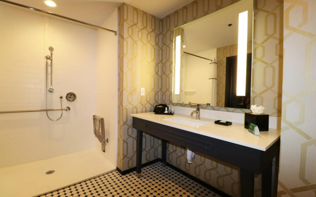 Hotel Indigo Kansas City Downtown by IHG