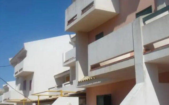 The Sisters House -100 Meters From the sea