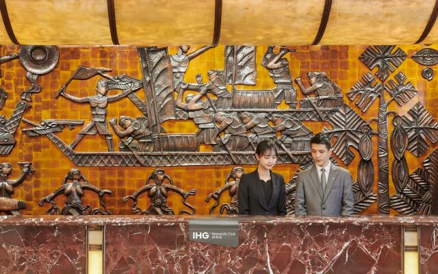 Crowne Plaza Zhuhai City Center by IHG