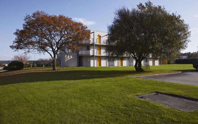 Hotel Premiere Classe Cherbourg - Tourlaville