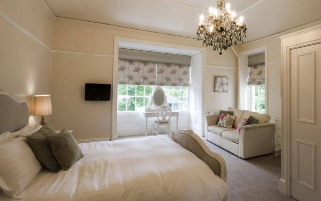 Dale Lodge