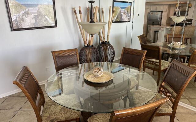 Summer House Condos by ALBVR