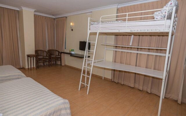 Kingston Hotel