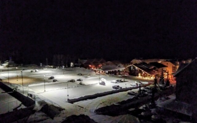 Olympians Ski Retreat 1 Bedroom Condo by Redawning