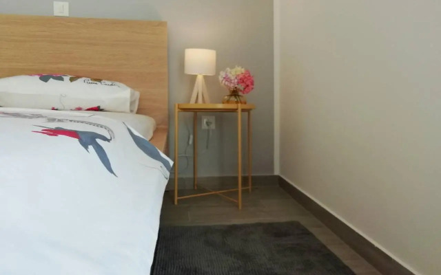 Room with garden
