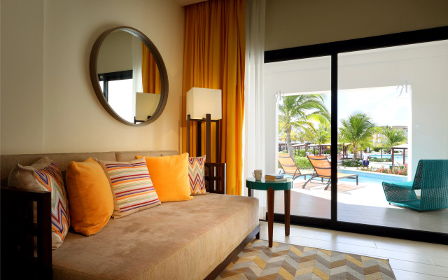 TRS Cap Cana Hotel