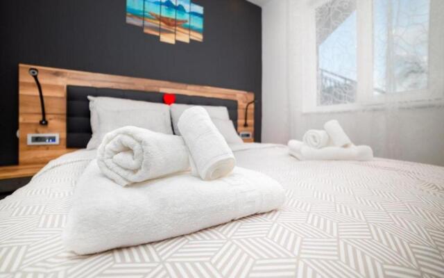 Vega Lux Apartment