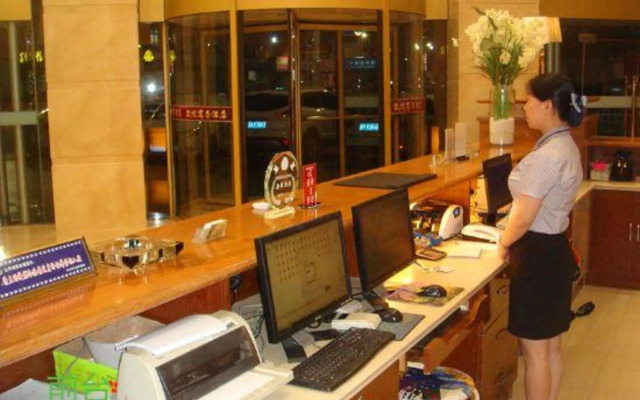 VX Hotel (Xinghua Pailou Middle Road Zheng Banqiao Former Residence)