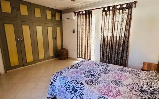 Hotel Zone Beach Villa