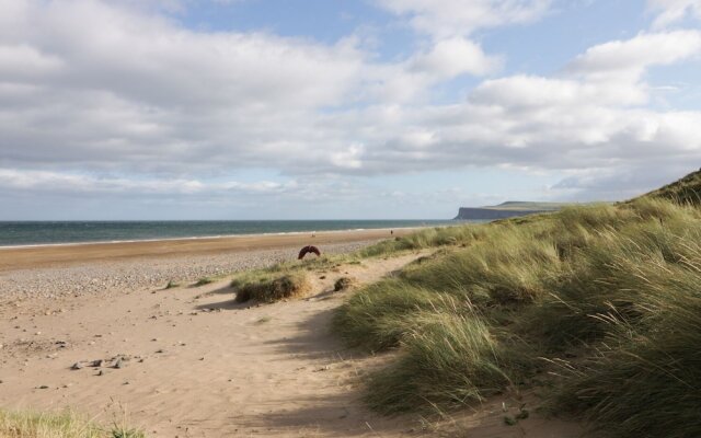 Glebe Hall Apartment