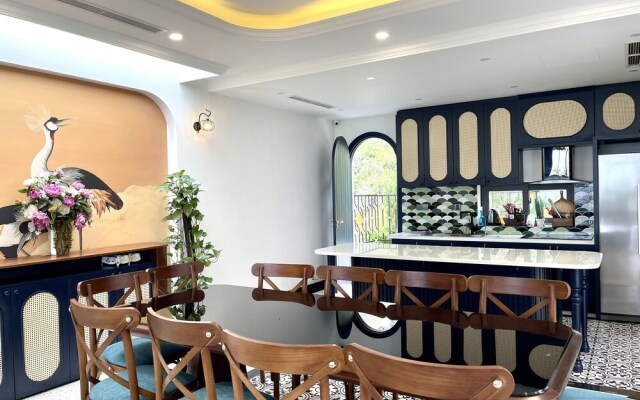 Venus Villa Flamingo Dai Lai by MAPSTAR