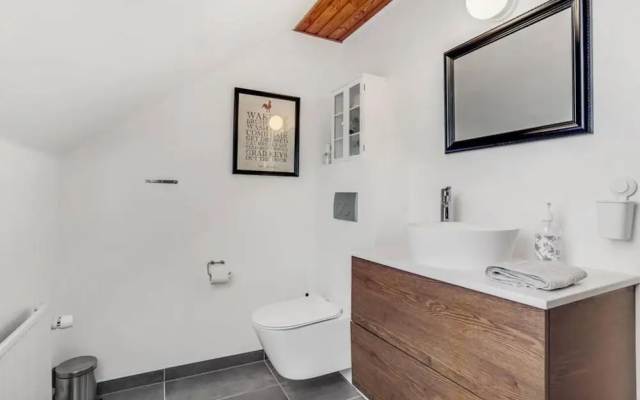 Captivating 4-bed Villa in Idestrup