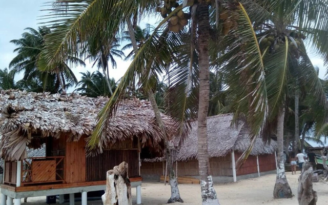 Isla Franklin Cabaña Tubasenika