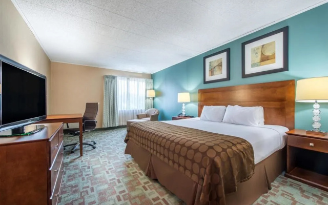 Ramada Vineland