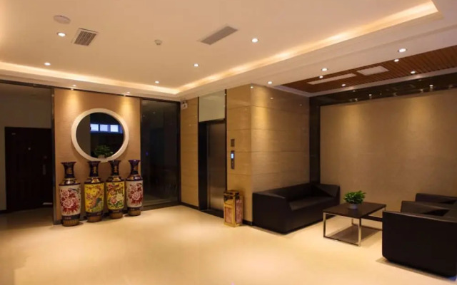 GreenTree Alliance YanTai YingChun Street Green Homeland Hotel