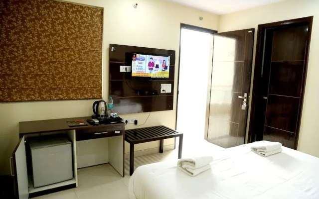 OYO 9141 Hotel Roshan Haveli