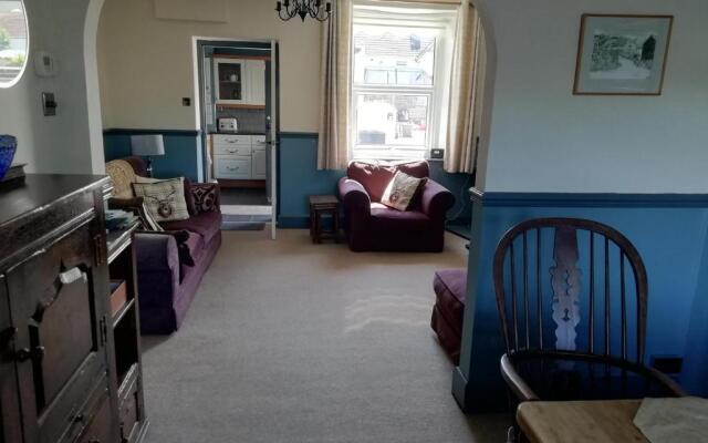 Cosy, Spacious 2-bed Cottage in Watchet, Somerset