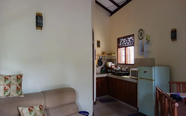 Manel Guesthouse