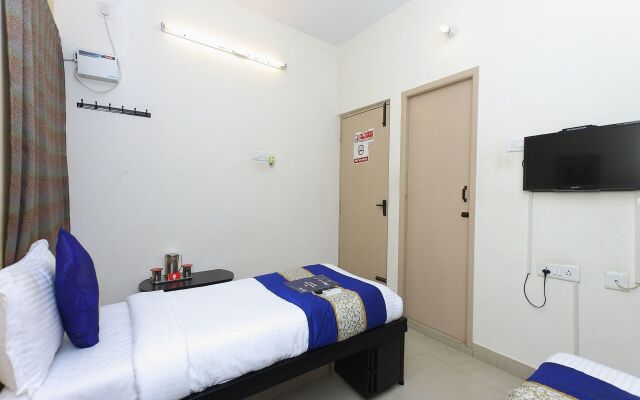 OYO 3860 Apartment JLS Gruha