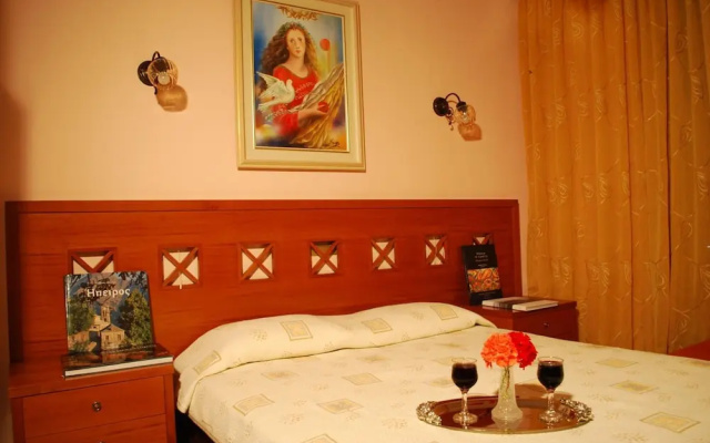 Faraggi Hotel