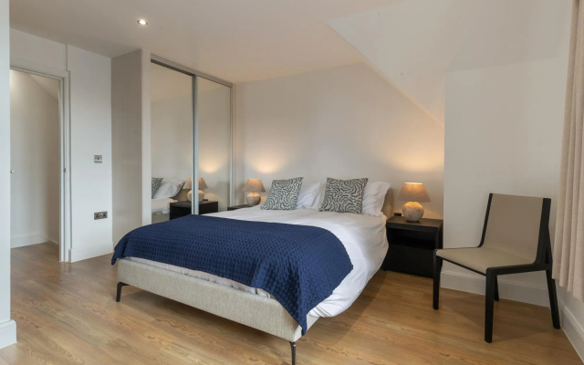 Apartment 10 Waterstone House - Luxury Apartment With Sea Views