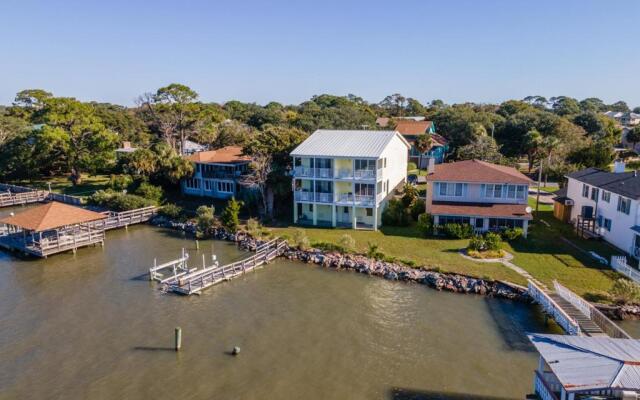 Bart's Back River Retreat