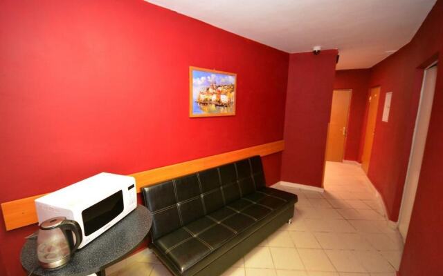 Aviator Hotel