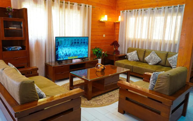 The Land Villas Ammaria