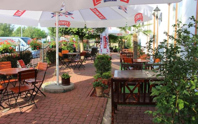 PIANO CAFE b&b