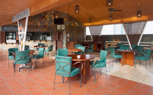 Holiday Inn Accra Airport