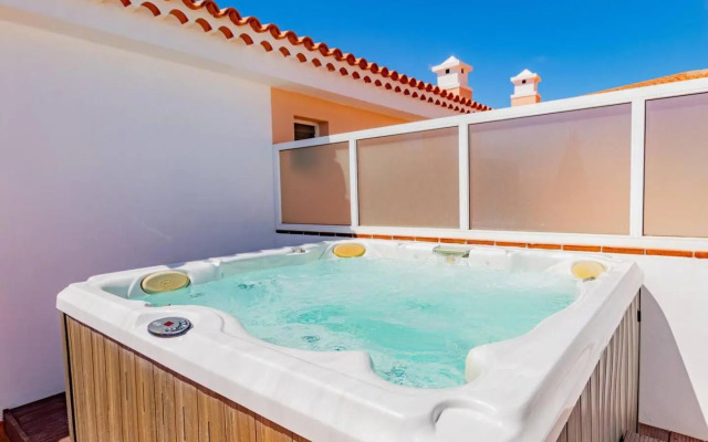 Oceanview Penthouse With Jacuzzi by DreamHomesTenerife