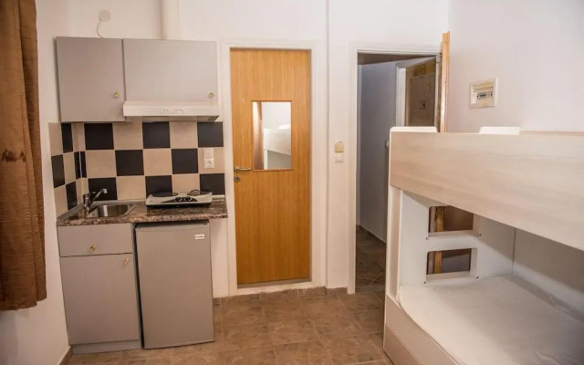 District Suites