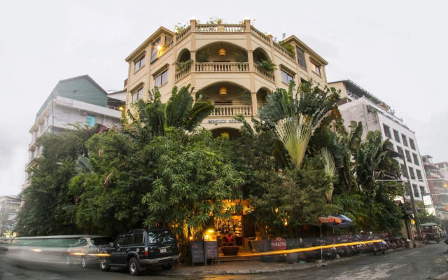 Anise Hotel & Restaurant